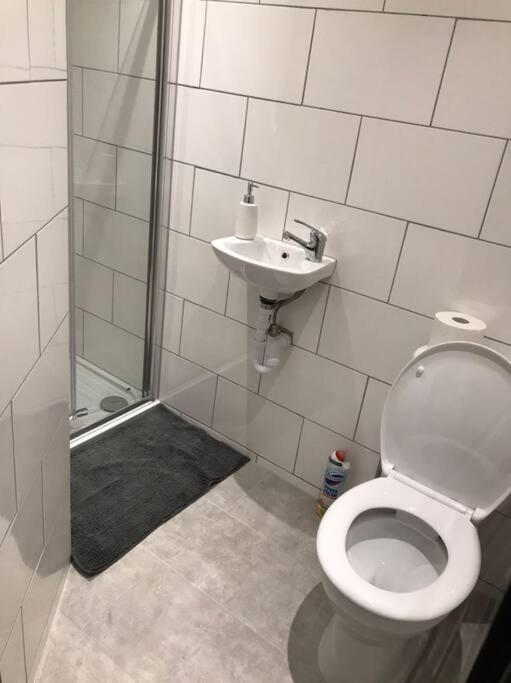 Bedfont House Apartment Hillingdon Luaran gambar